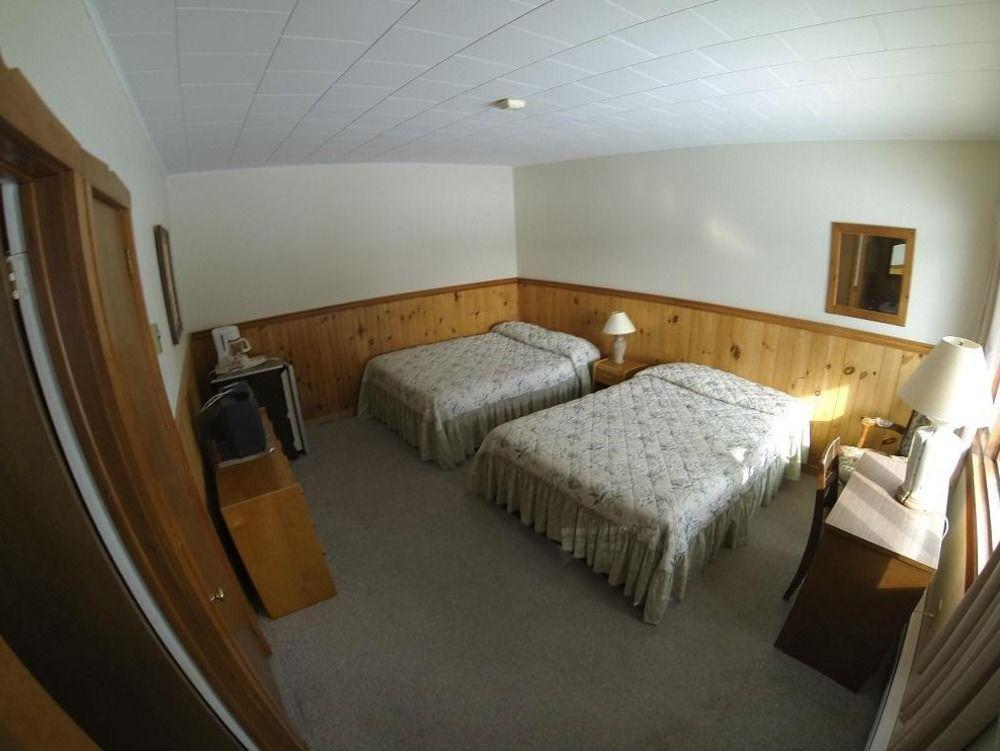 Motel Le Fleuron Saint-Donat-de-Montcalm Exterior foto
